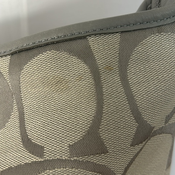 EUC Coach Crossbody bag - Picture 5 of 10